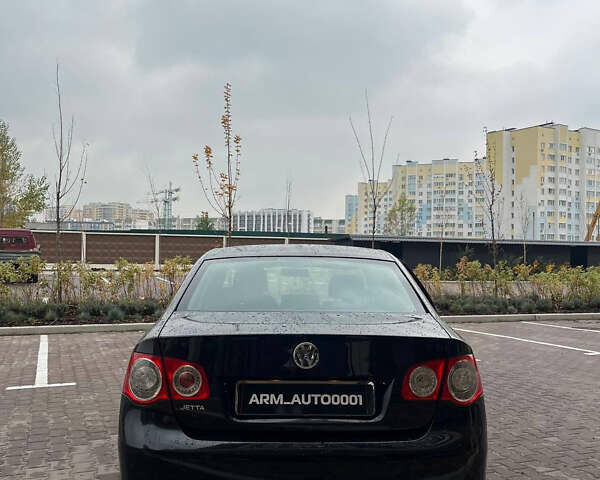 Черный Фольксваген Джетта, объемом двигателя 1.6 л и пробегом 243 тыс. км за 6000 $, фото 6 на Automoto.ua