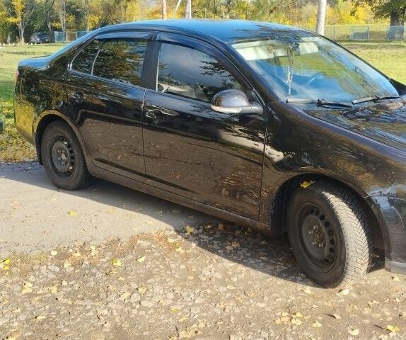 Черный Фольксваген Джетта, объемом двигателя 1.9 л и пробегом 240 тыс. км за 4600 $, фото 3 на Automoto.ua