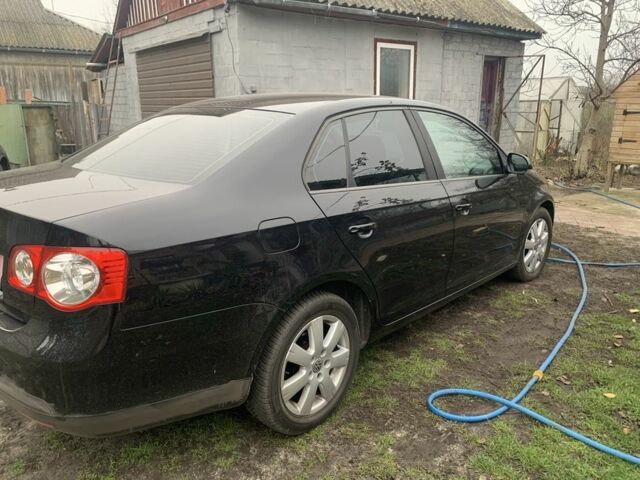 Чорний Фольксваген Джетта, об'ємом двигуна 1.6 л та пробігом 250 тис. км за 5999 $, фото 1 на Automoto.ua