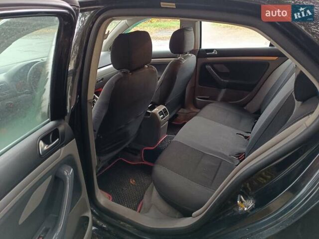 Черный Фольксваген Джетта, объемом двигателя 1.9 л и пробегом 344 тыс. км за 4600 $, фото 2 на Automoto.ua