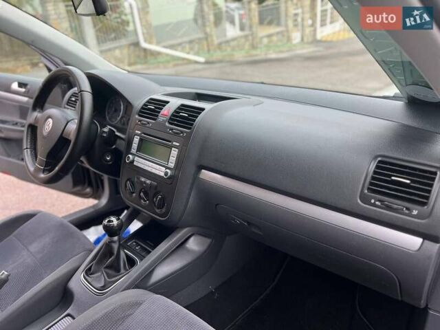 Фольксваген Джетта 2006 в Хмельницком на Automoto.ua Черный Фольксваген Джетта, объемом двигателя 1.6 л и пробегом 188 тыс. км за 6599 $, фото 35 на Automoto.ua