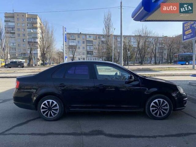 Черный Фольксваген Джетта, объемом двигателя 1.6 л и пробегом 255 тыс. км за 6500 $, фото 12 на Automoto.ua