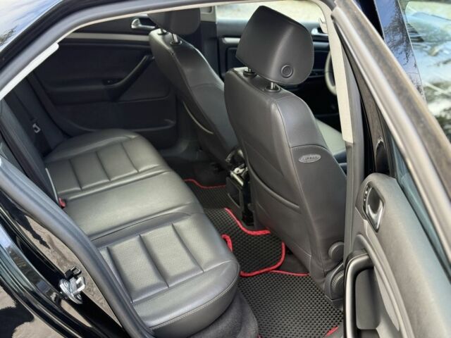 Черный Фольксваген Джетта, объемом двигателя 2.5 л и пробегом 300 тыс. км за 6300 $, фото 20 на Automoto.ua