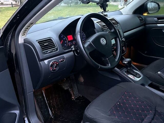 Черный Фольксваген Джетта, объемом двигателя 2 л и пробегом 290 тыс. км за 5300 $, фото 7 на Automoto.ua