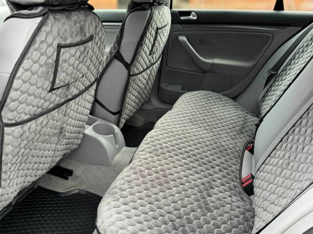 Черный Фольксваген Джетта, объемом двигателя 1.6 л и пробегом 282 тыс. км за 4500 $, фото 8 на Automoto.ua