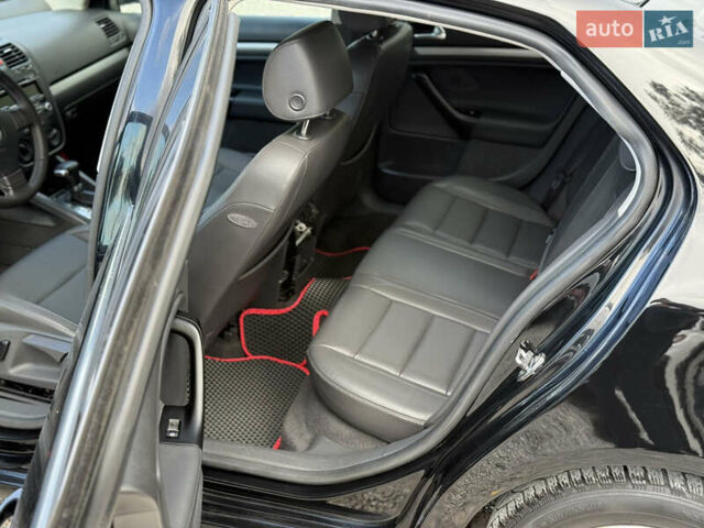 Черный Фольксваген Джетта, объемом двигателя 2.5 л и пробегом 320 тыс. км за 6300 $, фото 16 на Automoto.ua