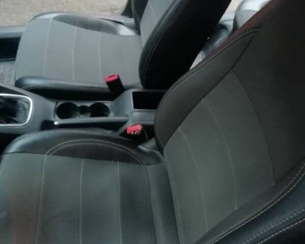 Черный Фольксваген Джетта, объемом двигателя 1.6 л и пробегом 358 тыс. км за 4900 $, фото 7 на Automoto.ua