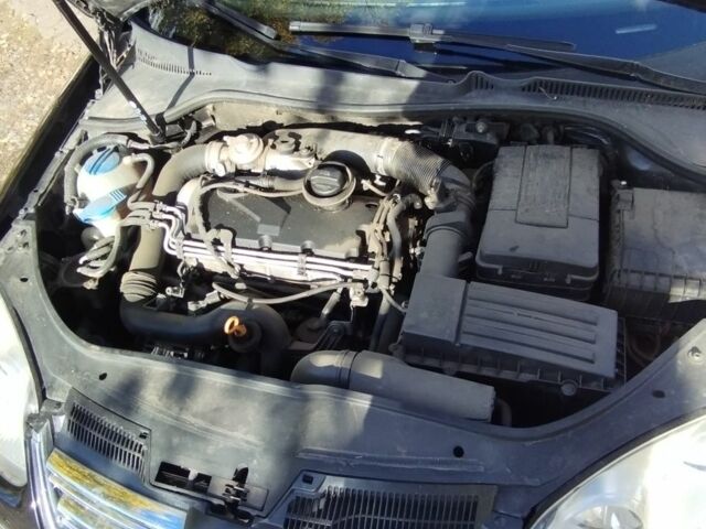 Черный Фольксваген Джетта, объемом двигателя 1.9 л и пробегом 240 тыс. км за 4600 $, фото 6 на Automoto.ua