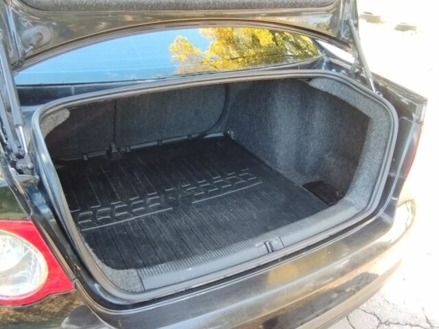 Черный Фольксваген Джетта, объемом двигателя 1.9 л и пробегом 240 тыс. км за 4600 $, фото 7 на Automoto.ua