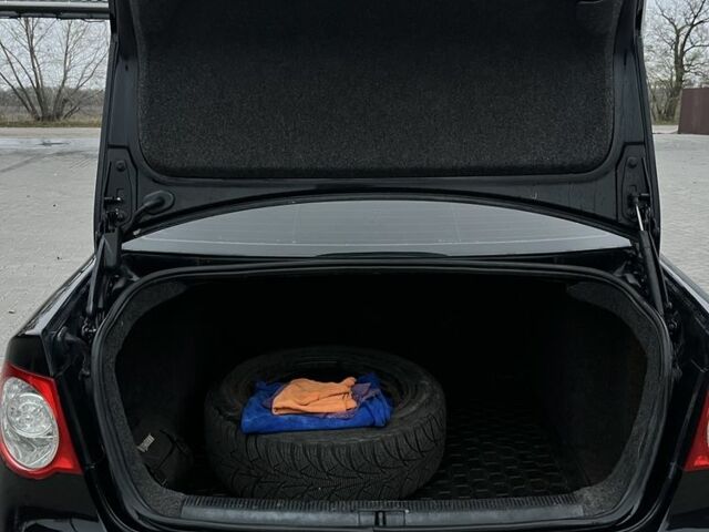 Черный Фольксваген Джетта, объемом двигателя 1.6 л и пробегом 3 тыс. км за 4700 $, фото 16 на Automoto.ua