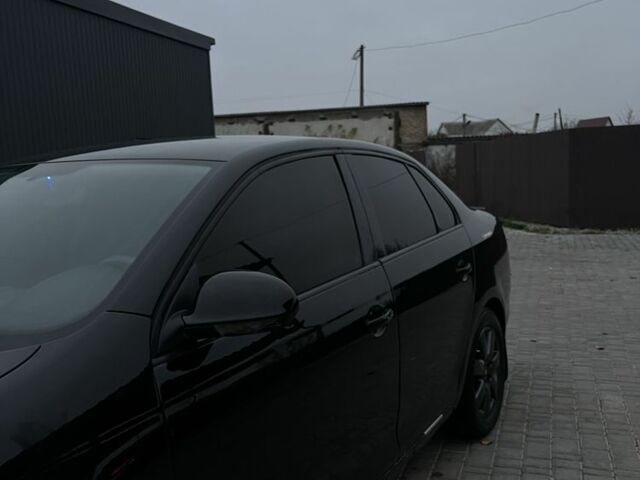 Черный Фольксваген Джетта, объемом двигателя 1.6 л и пробегом 3 тыс. км за 4700 $, фото 3 на Automoto.ua