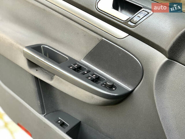 Фольксваген Джетта 2006 в Яворове на Automoto.ua Черный Фольксваген Джетта, объемом двигателя 1.6 л и пробегом 395 тыс. км за 3199 $, фото 16 на Automoto.ua