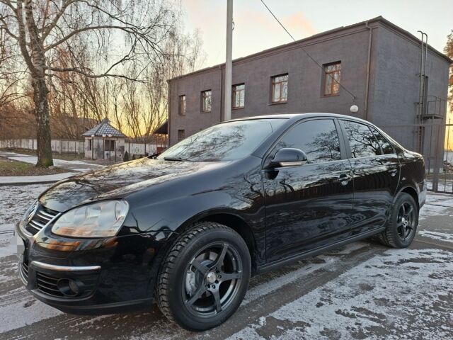 Черный Фольксваген Джетта, объемом двигателя 1.6 л и пробегом 205 тыс. км за 6400 $, фото 4 на Automoto.ua