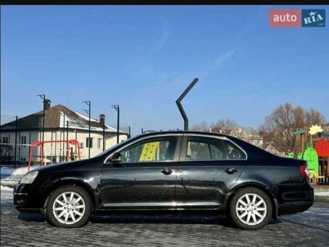 Чорний Фольксваген Джетта, об'ємом двигуна 1.6 л та пробігом 200 тис. км за 4900 $, фото 1 на Automoto.ua