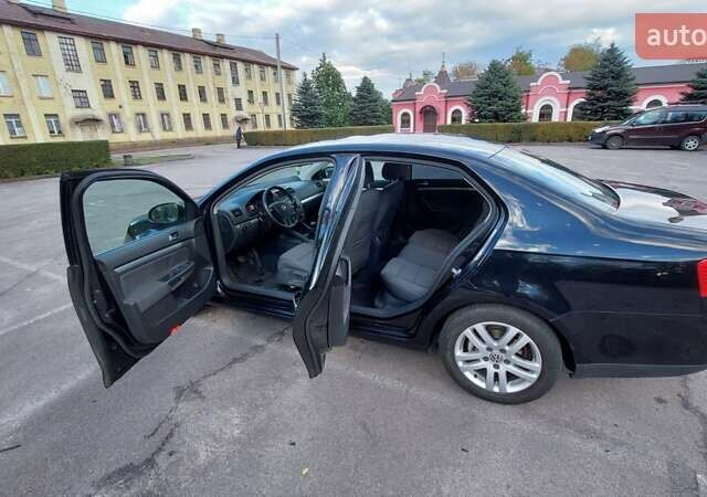 Черный Фольксваген Джетта, объемом двигателя 1.6 л и пробегом 199 тыс. км за 6000 $, фото 14 на Automoto.ua