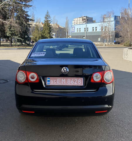 Черный Фольксваген Джетта, объемом двигателя 1.6 л и пробегом 251 тыс. км за 5999 $, фото 30 на Automoto.ua
