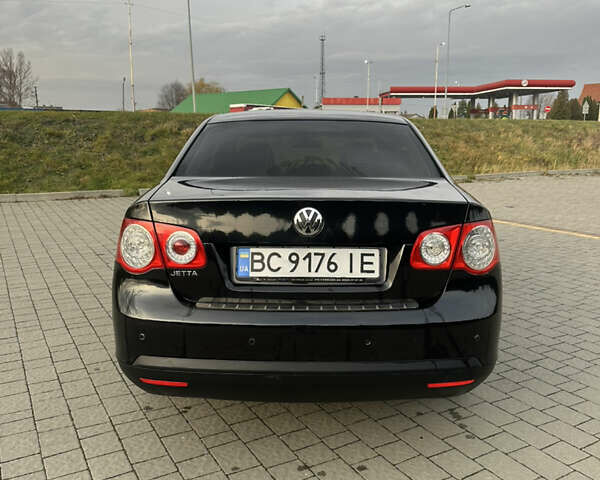 Чорний Фольксваген Джетта, об'ємом двигуна 1.6 л та пробігом 327 тис. км за 4400 $, фото 9 на Automoto.ua