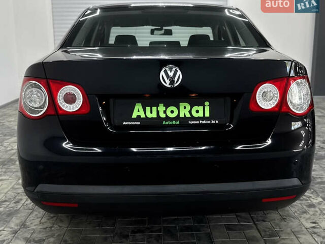 Черный Фольксваген Джетта, объемом двигателя 1.6 л и пробегом 143 тыс. км за 6500 $, фото 4 на Automoto.ua