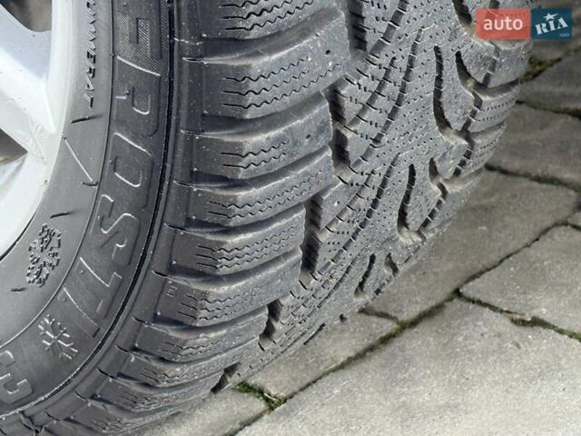 Чорний Фольксваген Джетта, об'ємом двигуна 1.6 л та пробігом 200 тис. км за 5650 $, фото 10 на Automoto.ua