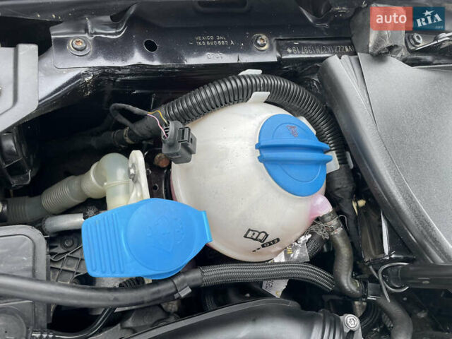 Черный Фольксваген Джетта, объемом двигателя 1.39 л и пробегом 228 тыс. км за 5450 $, фото 45 на Automoto.ua