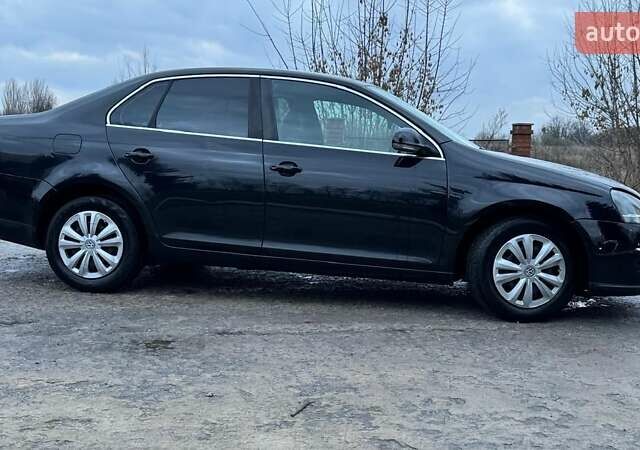 Черный Фольксваген Джетта, объемом двигателя 1.9 л и пробегом 346 тыс. км за 6300 $, фото 2 на Automoto.ua