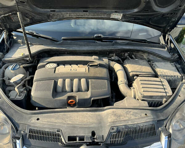 Чорний Фольксваген Джетта, об'ємом двигуна 1.6 л та пробігом 272 тис. км за 4300 $, фото 12 на Automoto.ua