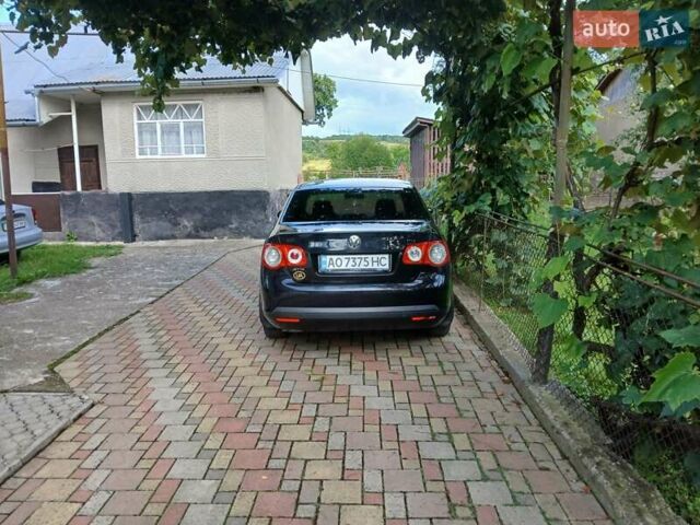 Черный Фольксваген Джетта, объемом двигателя 1.6 л и пробегом 200 тыс. км за 5650 $, фото 5 на Automoto.ua