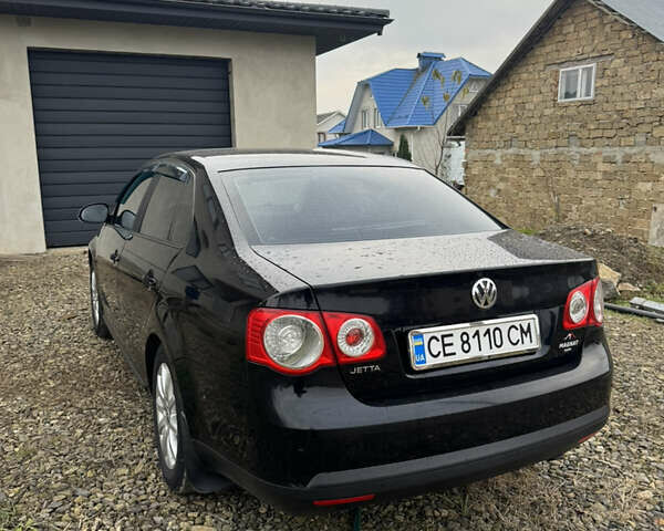Черный Фольксваген Джетта, объемом двигателя 1.6 л и пробегом 270 тыс. км за 5800 $, фото 2 на Automoto.ua