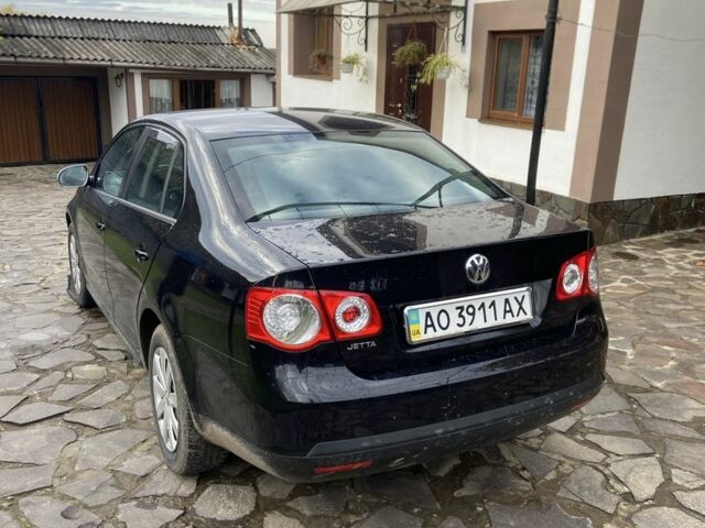 Чорний Фольксваген Джетта, об'ємом двигуна 1.6 л та пробігом 200 тис. км за 4700 $, фото 1 на Automoto.ua