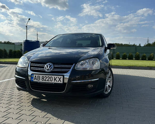 Черный Фольксваген Джетта, объемом двигателя 1.6 л и пробегом 221 тыс. км за 6600 $, фото 3 на Automoto.ua