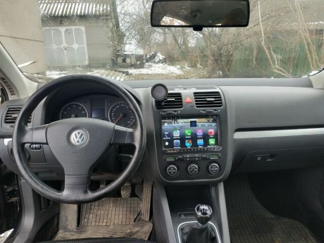 Черный Фольксваген Джетта, объемом двигателя 1.4 л и пробегом 285 тыс. км за 6500 $, фото 4 на Automoto.ua