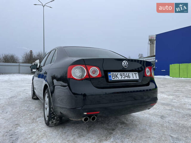 Черный Фольксваген Джетта, объемом двигателя 1.39 л и пробегом 228 тыс. км за 5450 $, фото 20 на Automoto.ua