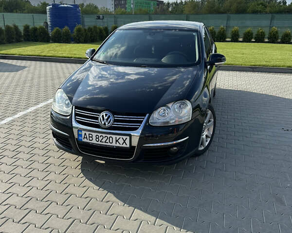 Черный Фольксваген Джетта, объемом двигателя 1.6 л и пробегом 221 тыс. км за 6600 $, фото 1 на Automoto.ua