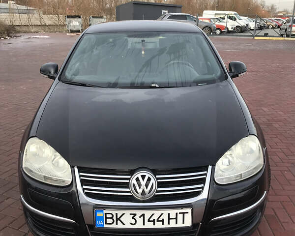 Черный Фольксваген Джетта, объемом двигателя 1.9 л и пробегом 314 тыс. км за 5700 $, фото 4 на Automoto.ua