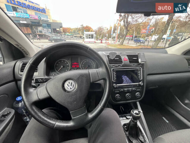 Фольксваген Джетта 2007 в Львове на Automoto.ua Черный Фольксваген Джетта, объемом двигателя 1.6 л и пробегом 374 тыс. км за 6200 $, фото 18 на Automoto.ua