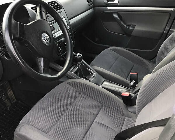 Черный Фольксваген Джетта, объемом двигателя 1.9 л и пробегом 314 тыс. км за 5700 $, фото 5 на Automoto.ua