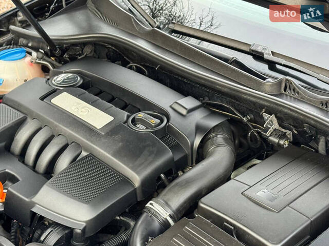 Чорний Фольксваген Джетта, об'ємом двигуна 1.6 л та пробігом 187 тис. км за 5350 $, фото 75 на Automoto.ua