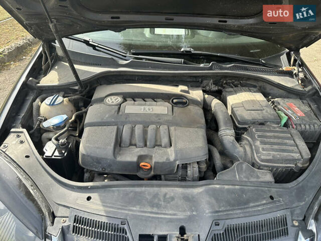 Чорний Фольксваген Джетта, об'ємом двигуна 1.6 л та пробігом 282 тис. км за 5500 $, фото 10 на Automoto.ua