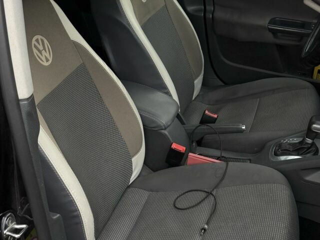 Чорний Фольксваген Джетта, об'ємом двигуна 1.6 л та пробігом 251 тис. км за 4700 $, фото 5 на Automoto.ua