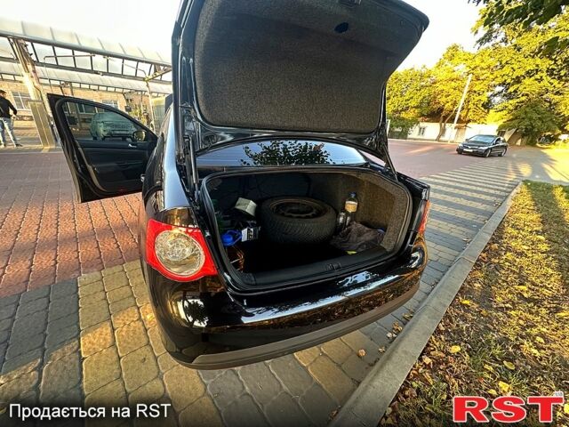 Черный Фольксваген Джетта, объемом двигателя 1.6 л и пробегом 270 тыс. км за 6200 $, фото 3 на Automoto.ua