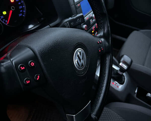 Черный Фольксваген Джетта, объемом двигателя 1.4 л и пробегом 260 тыс. км за 6550 $, фото 8 на Automoto.ua