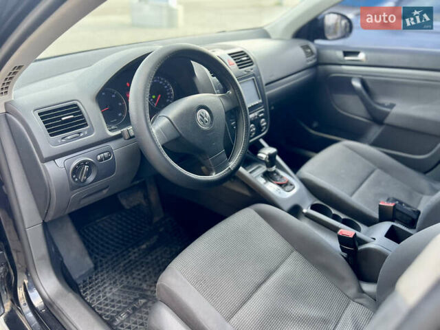 Черный Фольксваген Джетта, объемом двигателя 1.9 л и пробегом 296 тыс. км за 6999 $, фото 11 на Automoto.ua