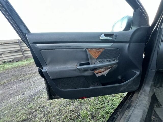 Чорний Фольксваген Джетта, об'ємом двигуна 1.9 л та пробігом 270 тис. км за 4000 $, фото 11 на Automoto.ua