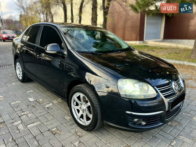 Черный Фольксваген Джетта, объемом двигателя 1.9 л и пробегом 296 тыс. км за 6999 $, фото 1 на Automoto.ua