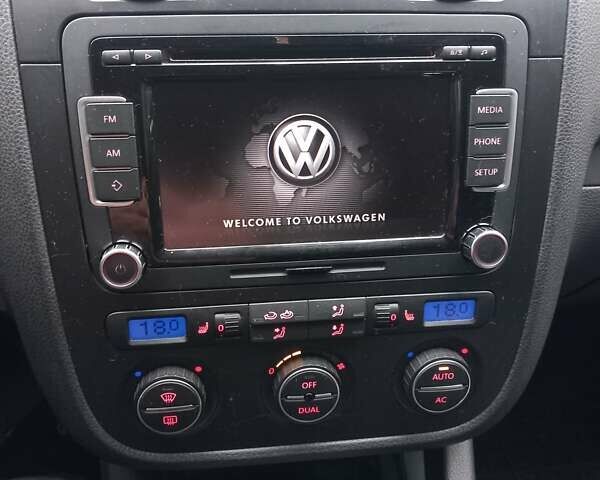 Черный Фольксваген Джетта, объемом двигателя 1.6 л и пробегом 277 тыс. км за 6500 $, фото 21 на Automoto.ua