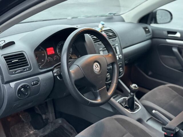 Черный Фольксваген Джетта, объемом двигателя 1.9 л и пробегом 123 тыс. км за 2800 $, фото 4 на Automoto.ua