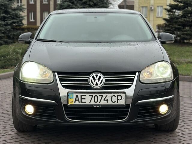 Черный Фольксваген Джетта, объемом двигателя 1.9 л и пробегом 296 тыс. км за 6800 $, фото 1 на Automoto.ua