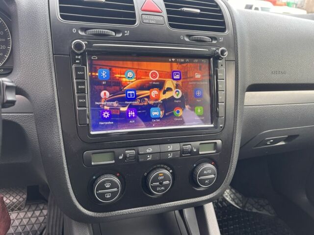 Черный Фольксваген Джетта, объемом двигателя 1.6 л и пробегом 340 тыс. км за 3500 $, фото 11 на Automoto.ua