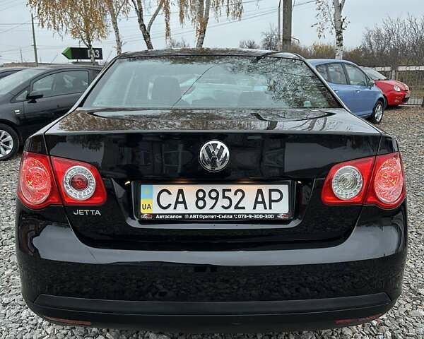Черный Фольксваген Джетта, объемом двигателя 1.6 л и пробегом 251 тыс. км за 6200 $, фото 8 на Automoto.ua