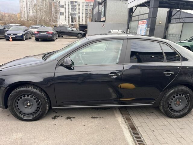 Черный Фольксваген Джетта, объемом двигателя 1.6 л и пробегом 340 тыс. км за 3500 $, фото 2 на Automoto.ua